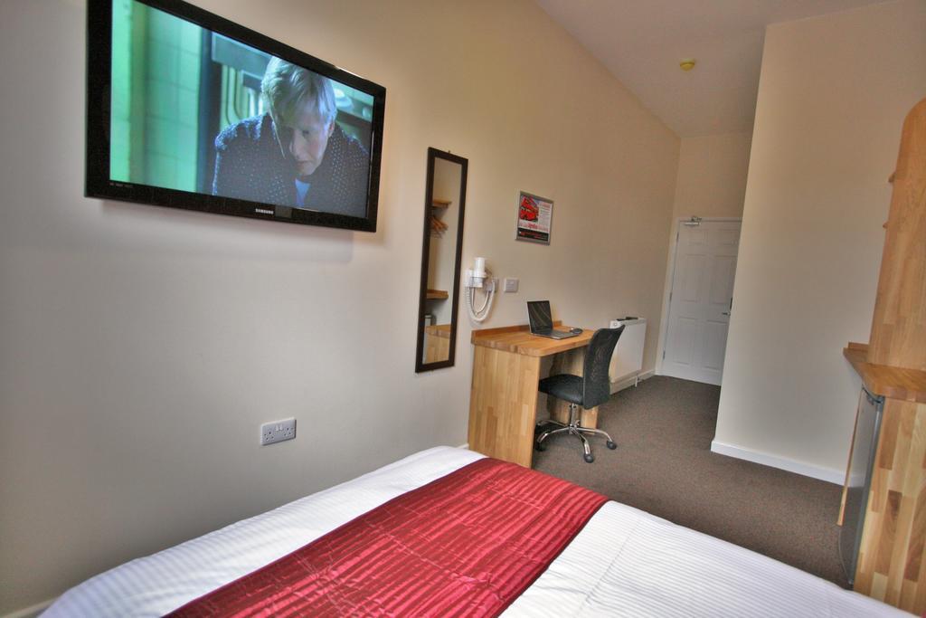 Central Hotel Gloucester by RoomsBooked Kamer foto