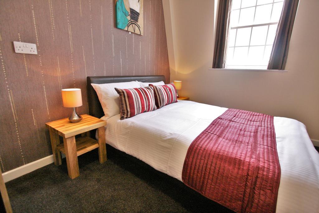 Central Hotel Gloucester by RoomsBooked Kamer foto